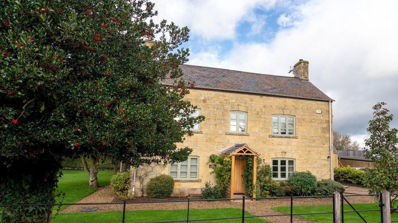 Photo of Outdoor in Todenham