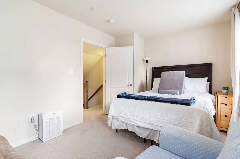 Photo of Bedroom in Seat Pleasant