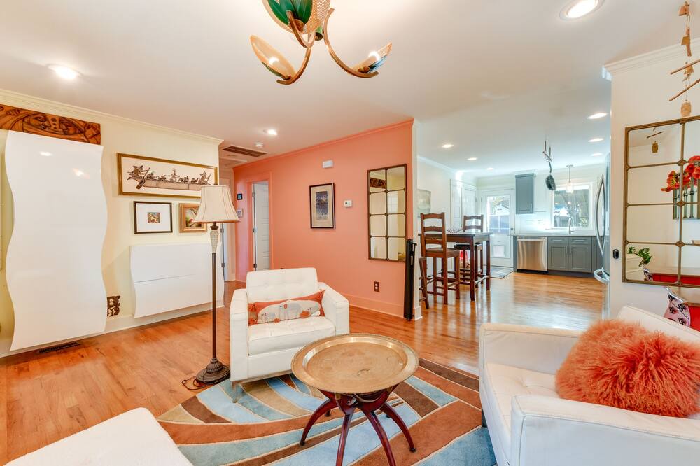 Photo of Bedroom in Plaza Midwood
