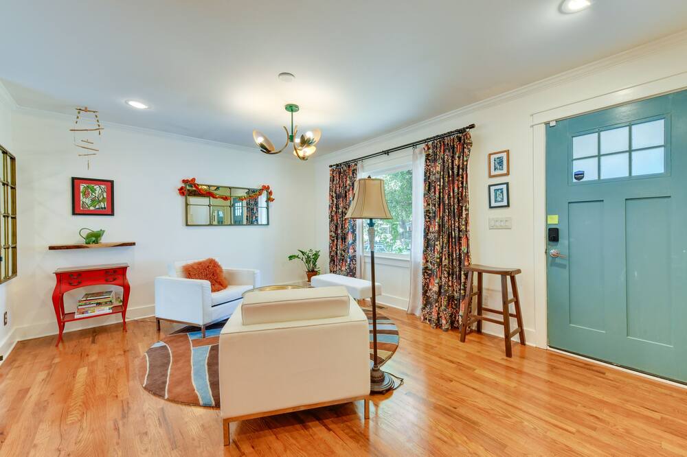 Photo of Bedroom in Plaza Midwood