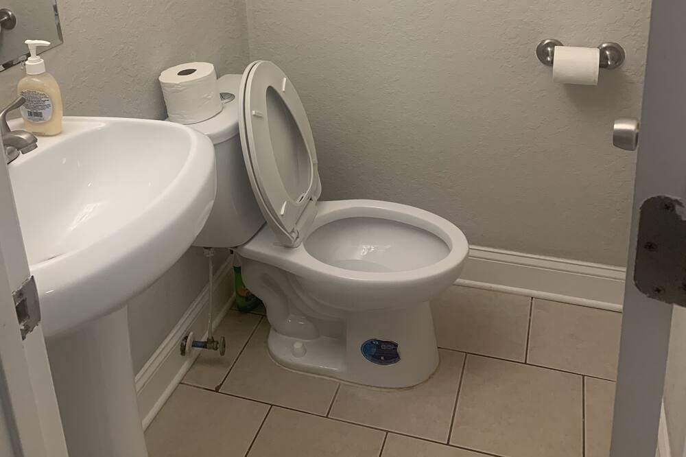 Photo of Bathroom in Villa Heights
