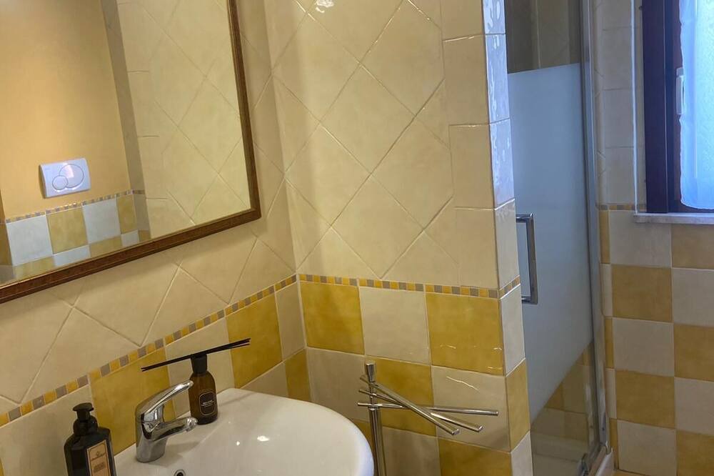Photo of Bathroom in Scandicci