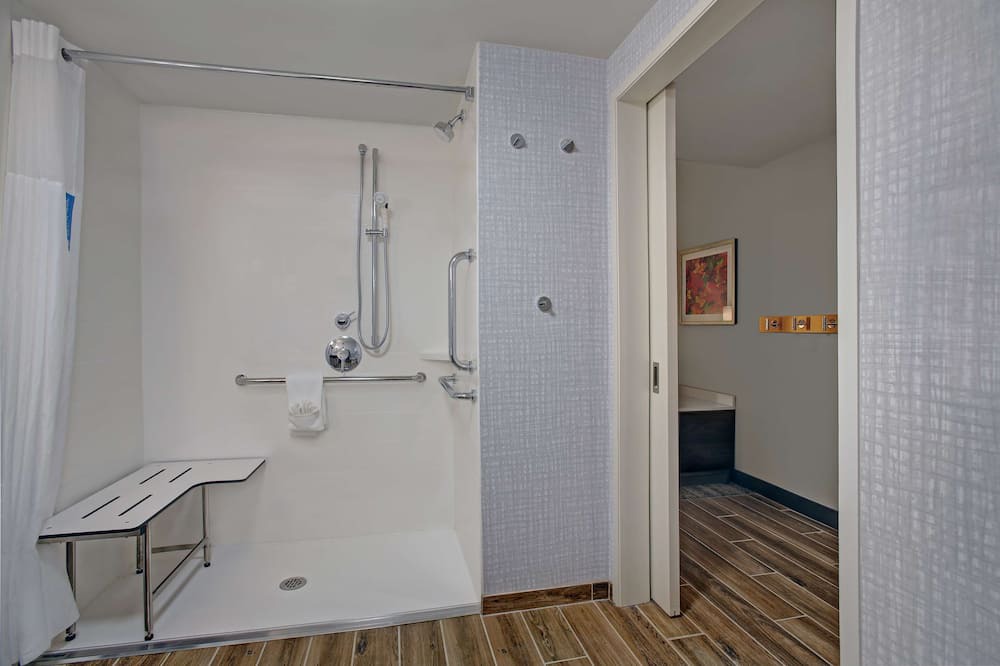 Photo of Bathroom in South Salisbury