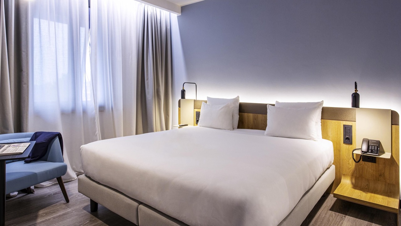 Photo of Bedroom in Parma City Centre