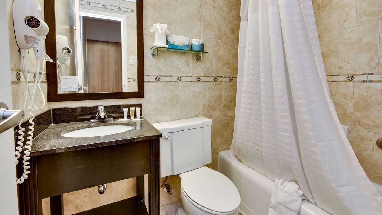 Photo of Bathroom in Forest Hills