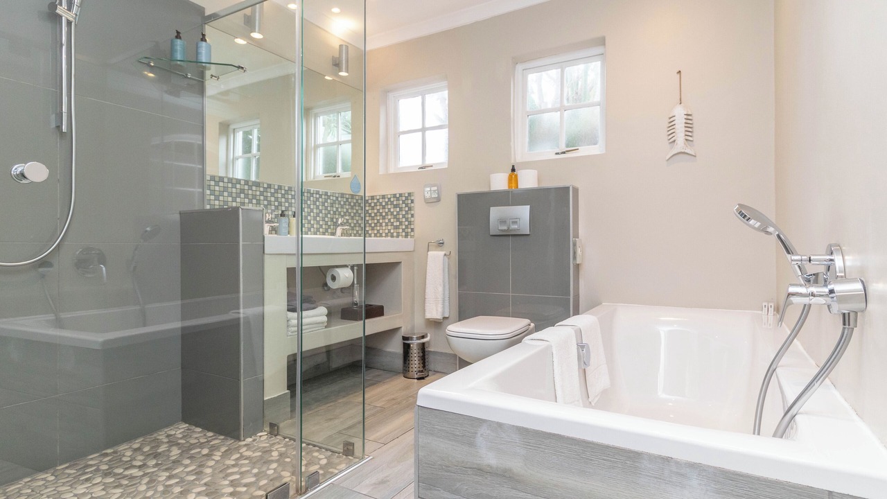 Photo of Bathroom in Westcliff