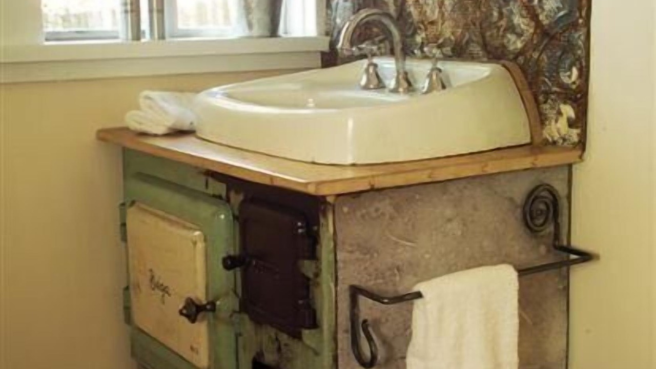 Photo of Bathroom in Leura