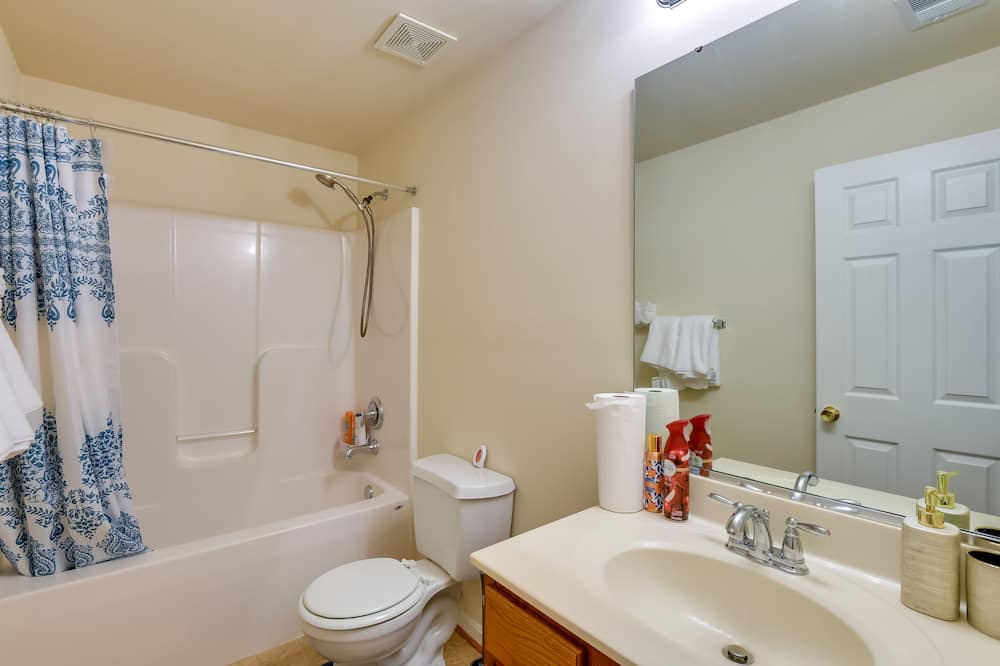 Photo of Bathroom in Rosaryville