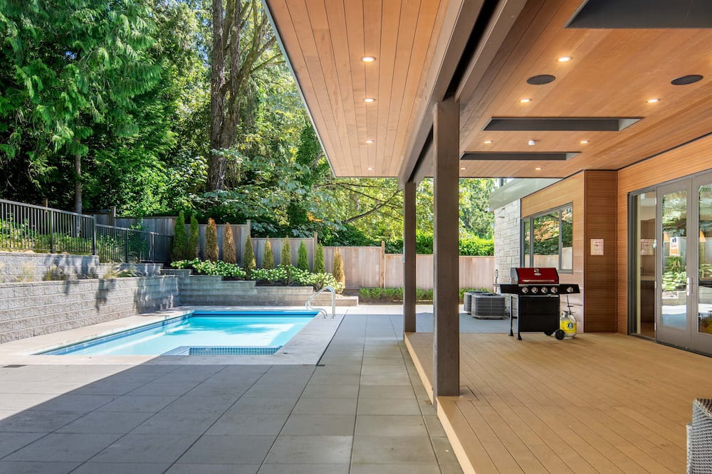 Photo of Outdoor in West Vancouver