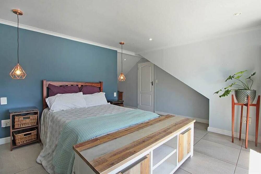Photo of Bedroom in Claremont