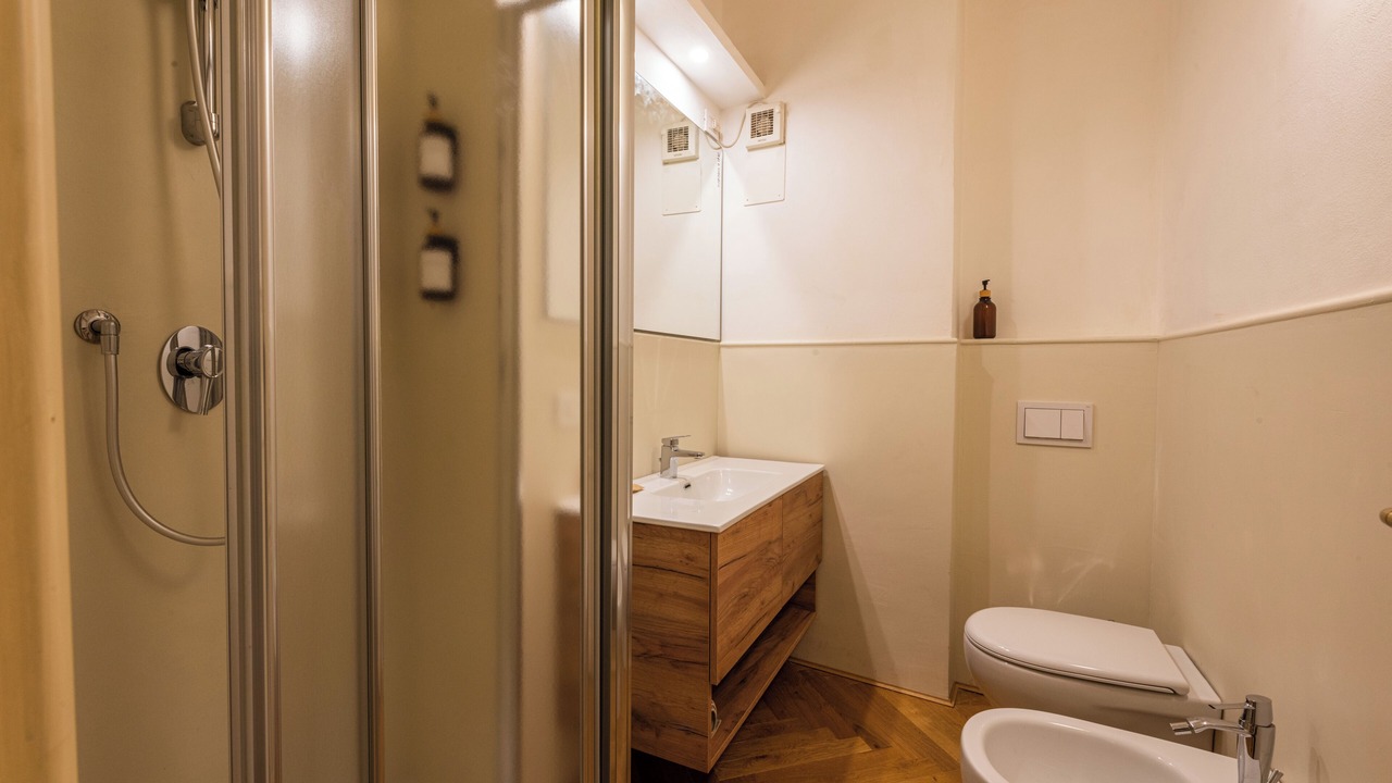 Photo of Bathroom in Oltrarno