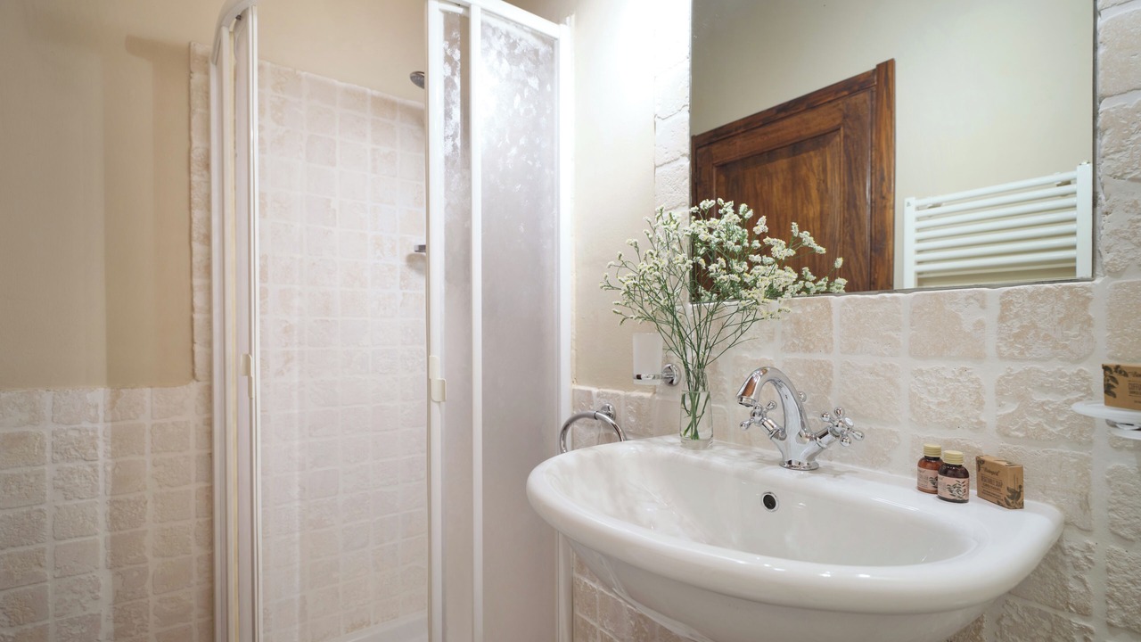 Photo of Bathroom in Montepiano