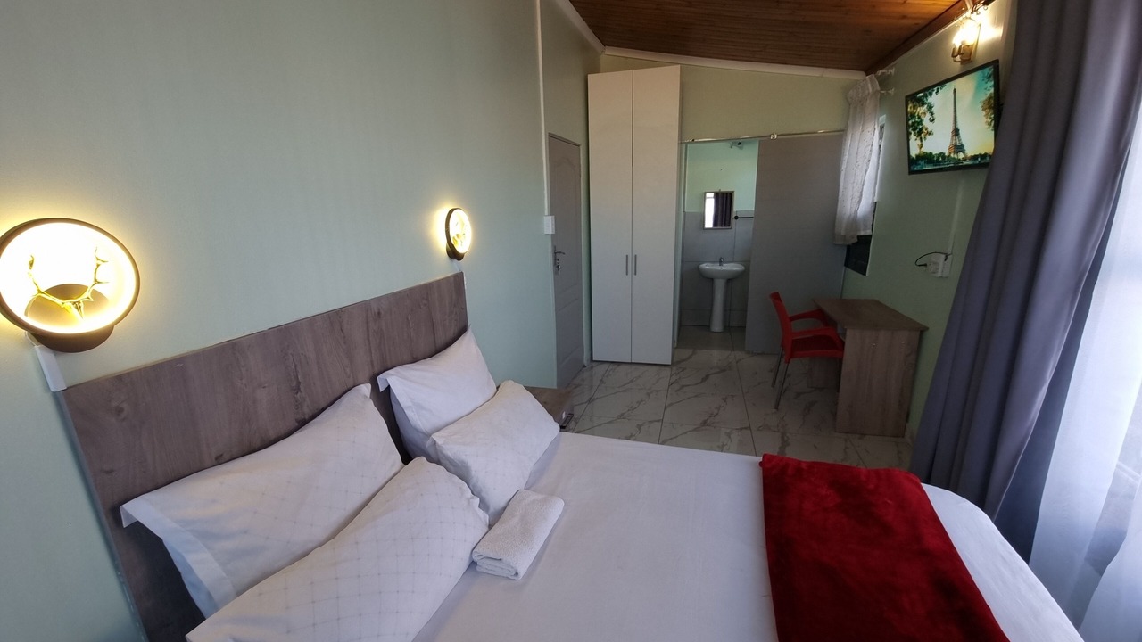 Photo of Bedroom in Kraaifontein