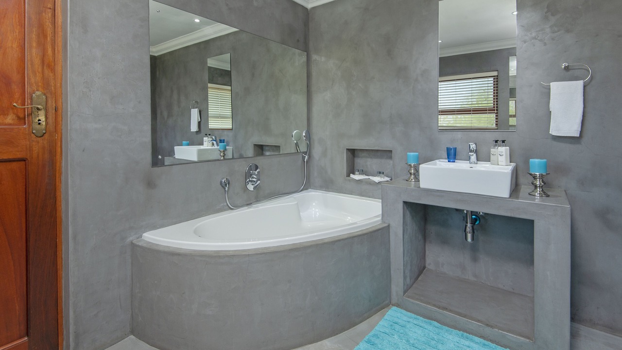Photo of Bathroom in Van Dyks Bay