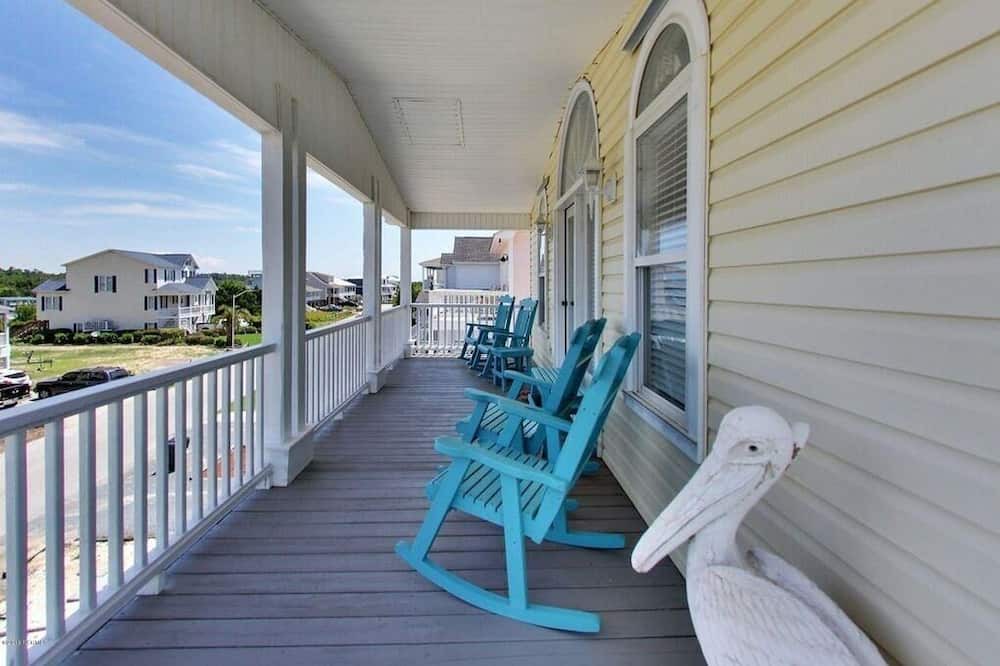 Photo of Patio Balcony in Holden Beach