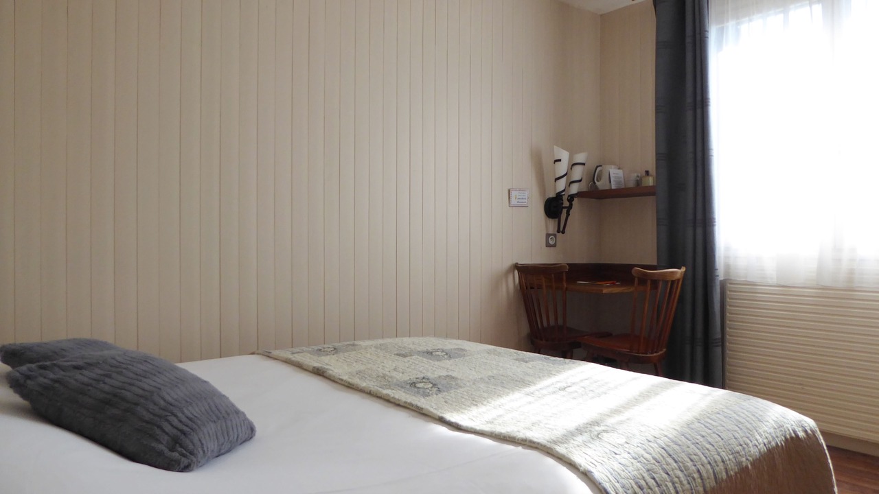 Photo of Bedroom in Albertville