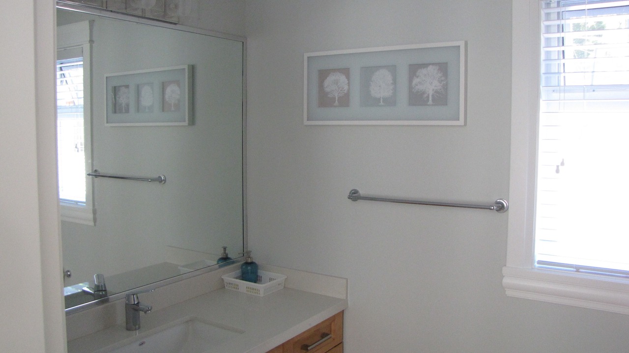 Photo of Bathroom in District of North Vancouver