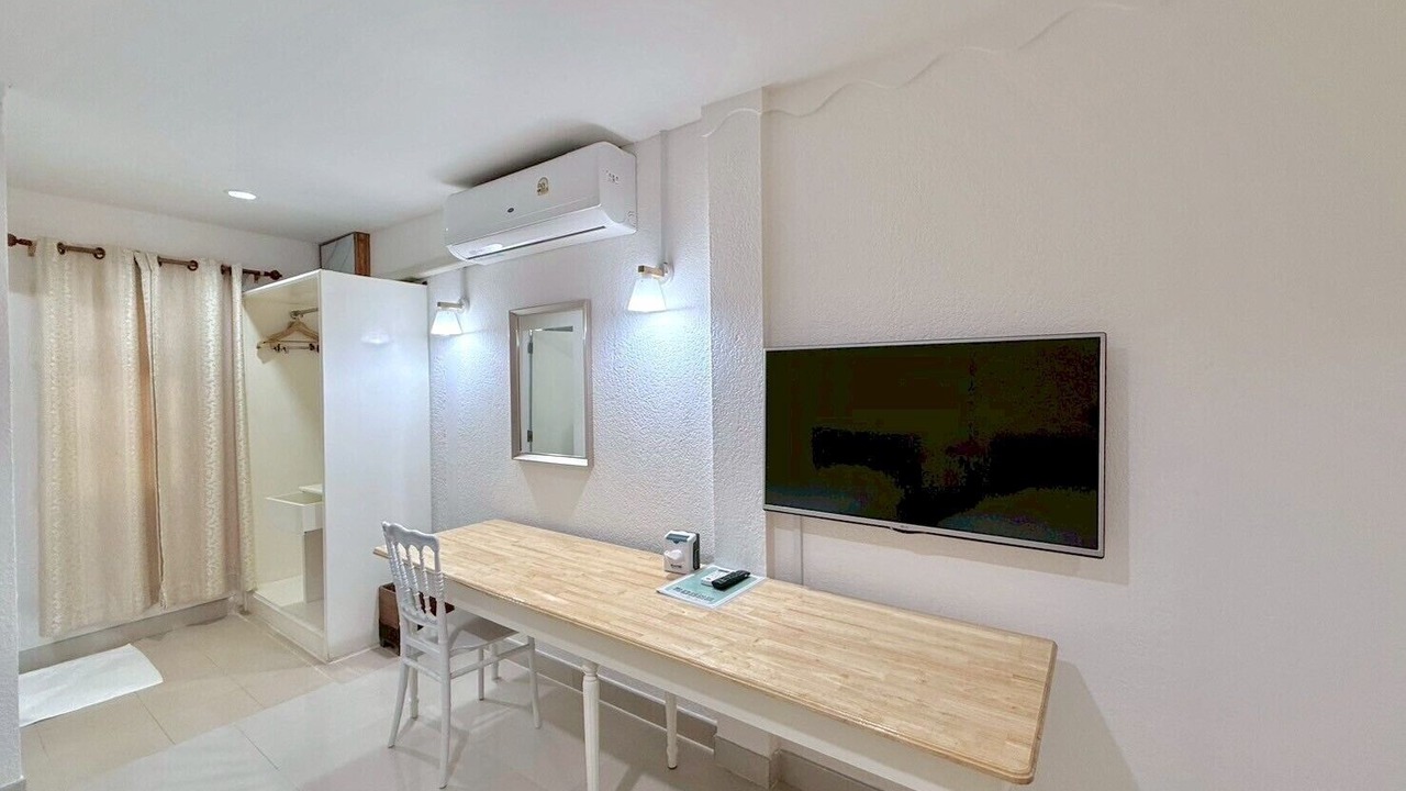 Photo of Bedroom in Lop Buri