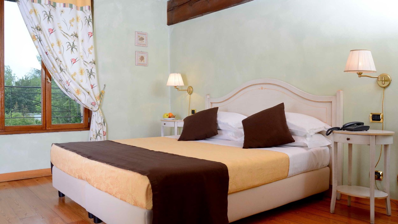 Photo of Bedroom in Crema