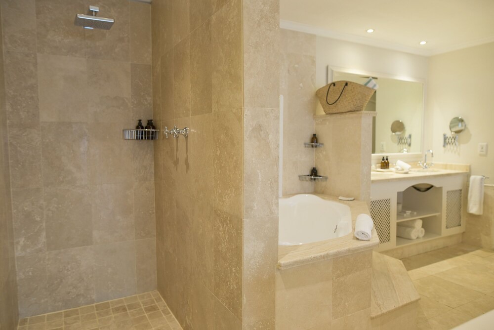 Photo of Bathroom in Kommetjie