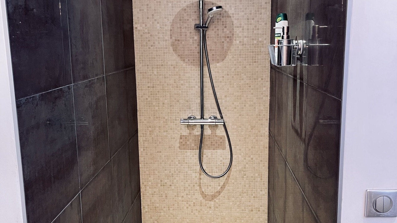 Photo of Bathroom in Albertville