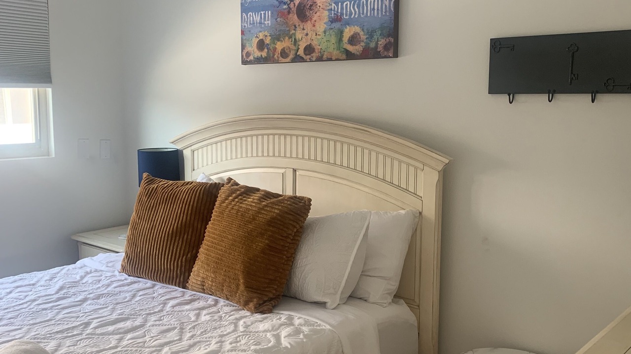 Photo of Bedroom in Thousand Oaks