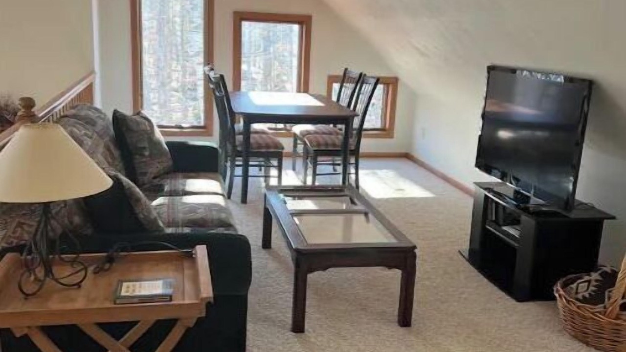Photo of Livingroom in Baileys Harbor