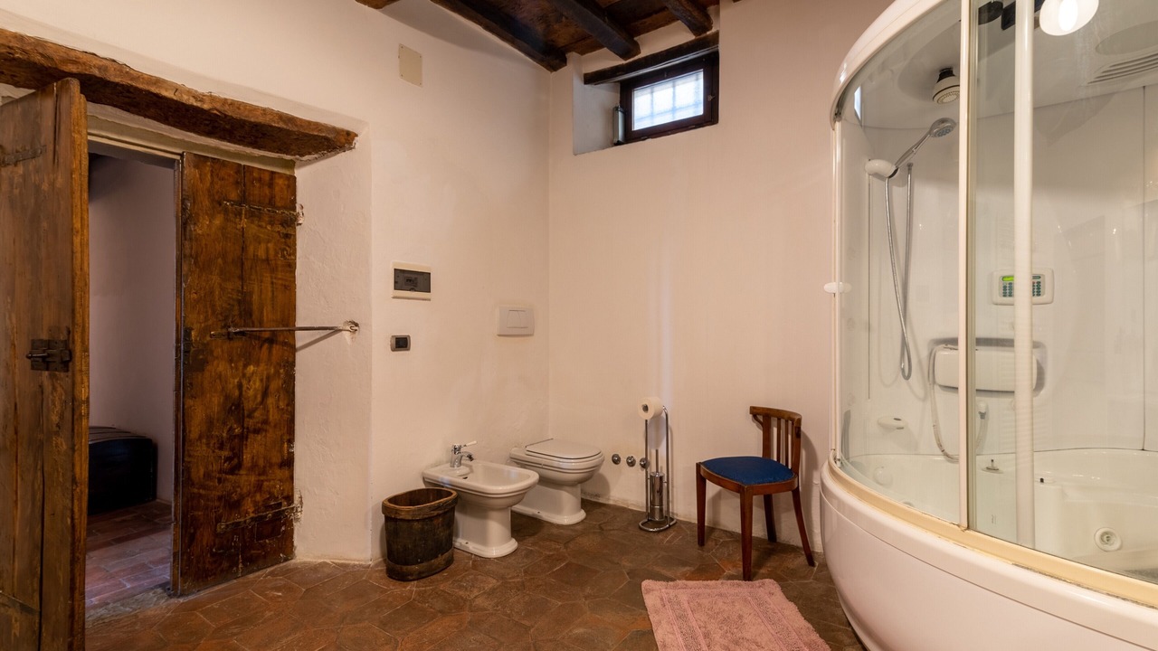 Photo of Bathroom in Laterina