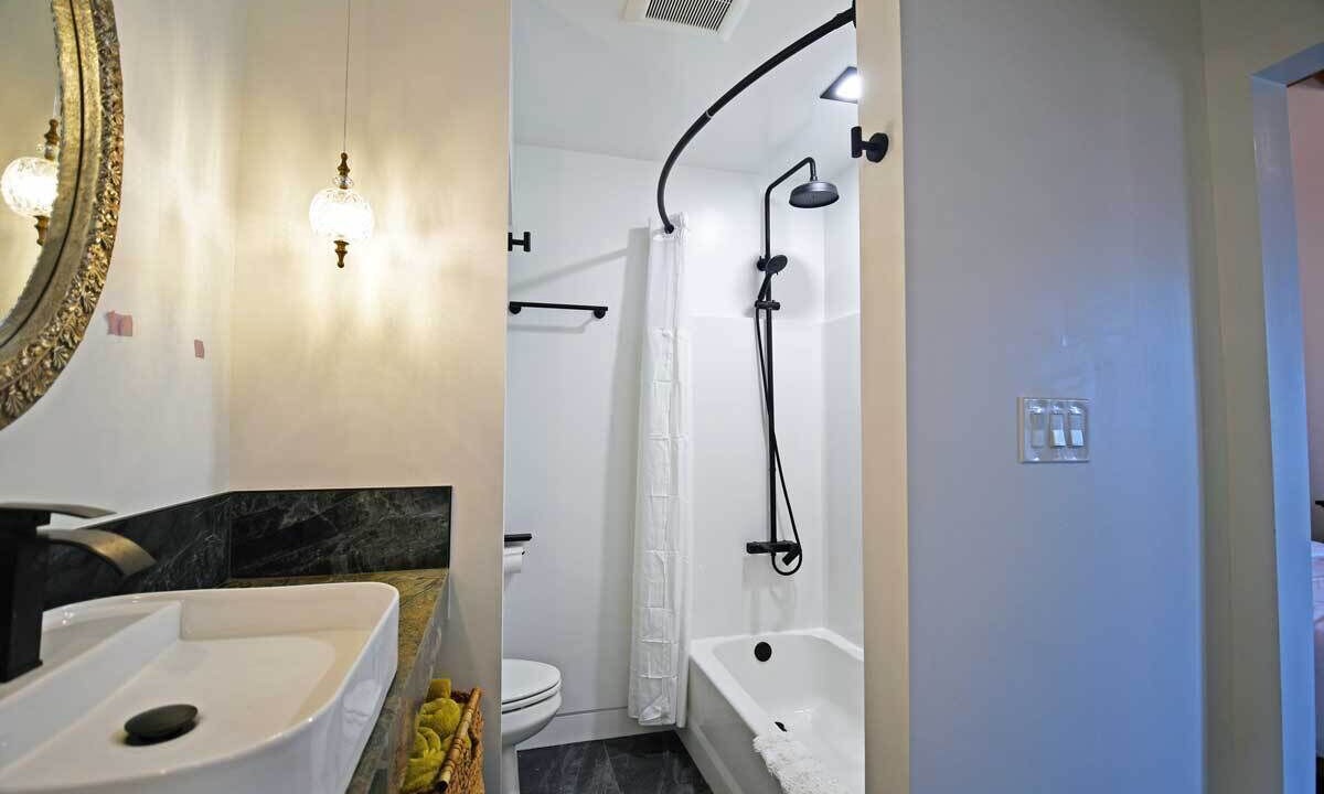Photo of Bathroom in Camarillo