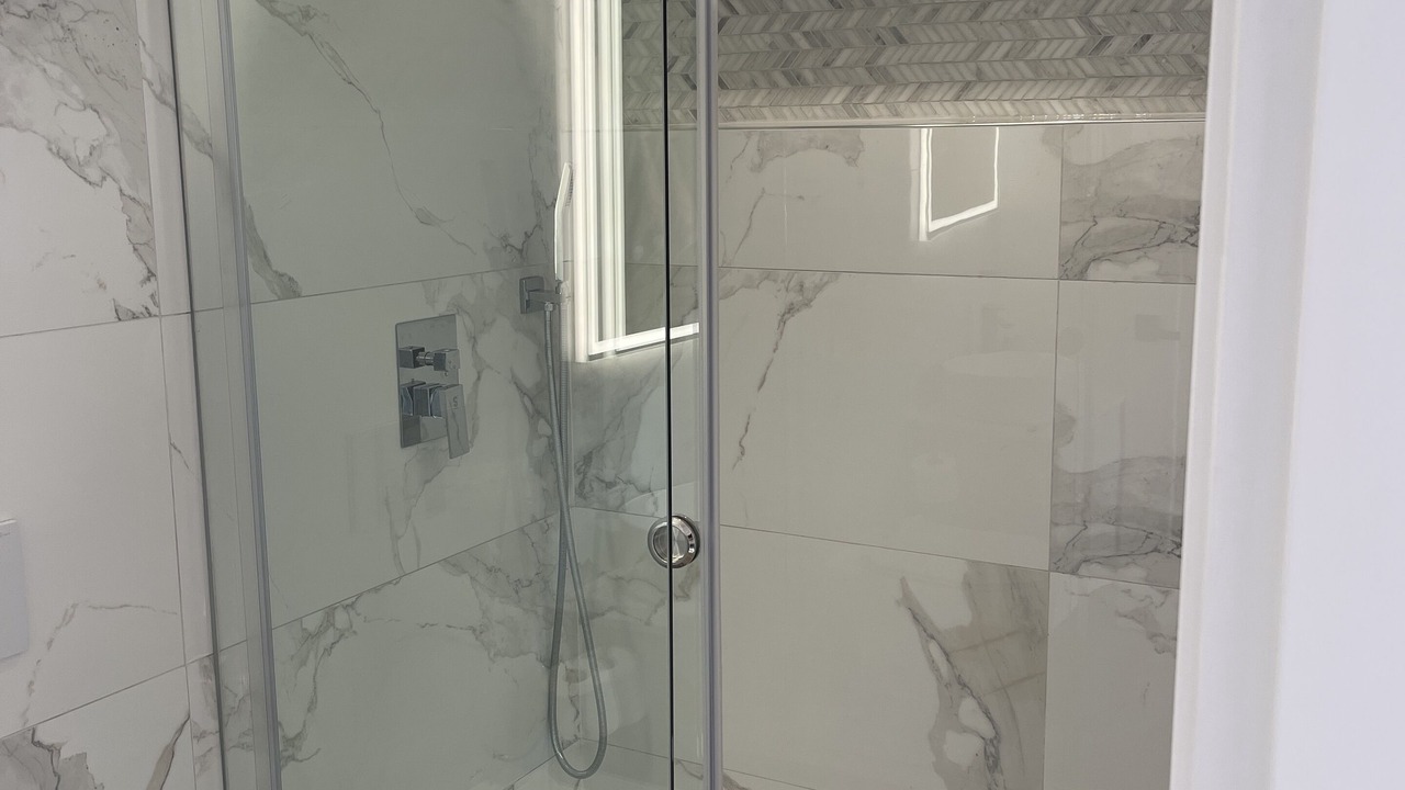 Photo of Bathroom in Upper Lonsdale