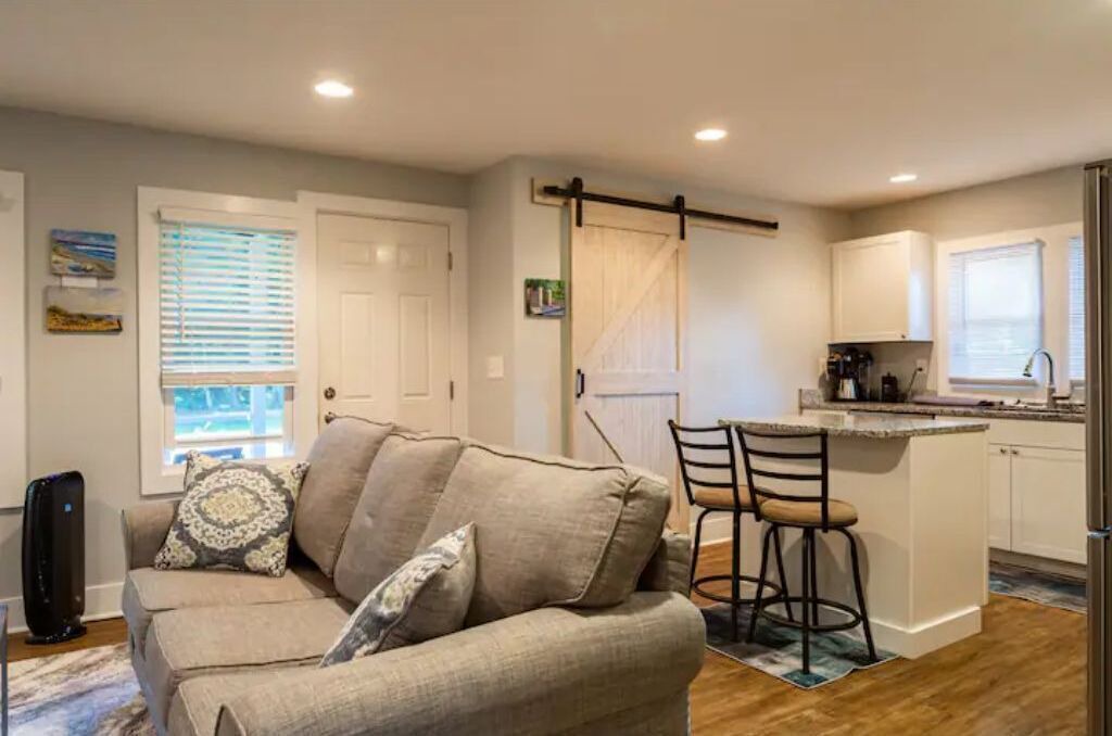 Photo of Livingroom in Charleston