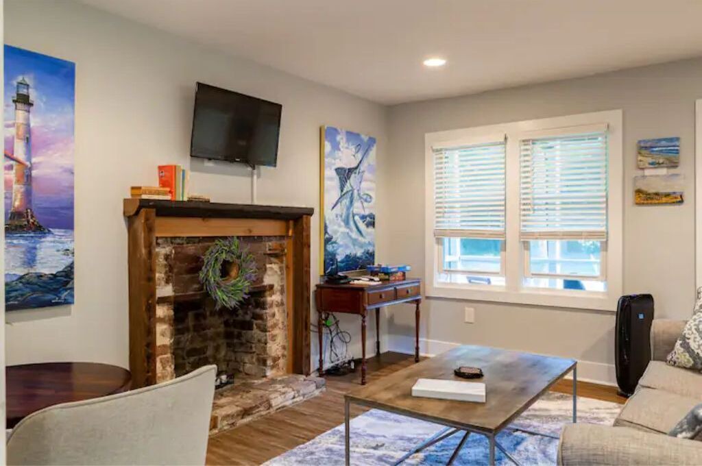 Photo of Livingroom in Charleston
