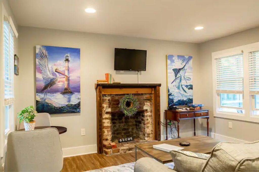 Photo of Livingroom in Charleston