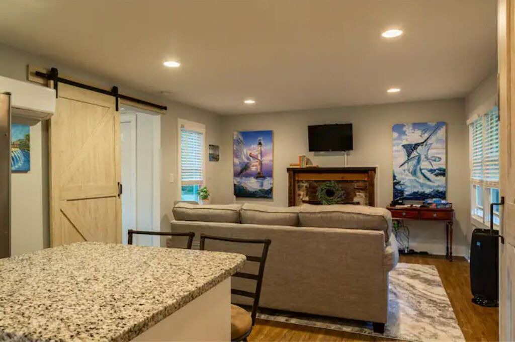 Photo of Livingroom in Charleston