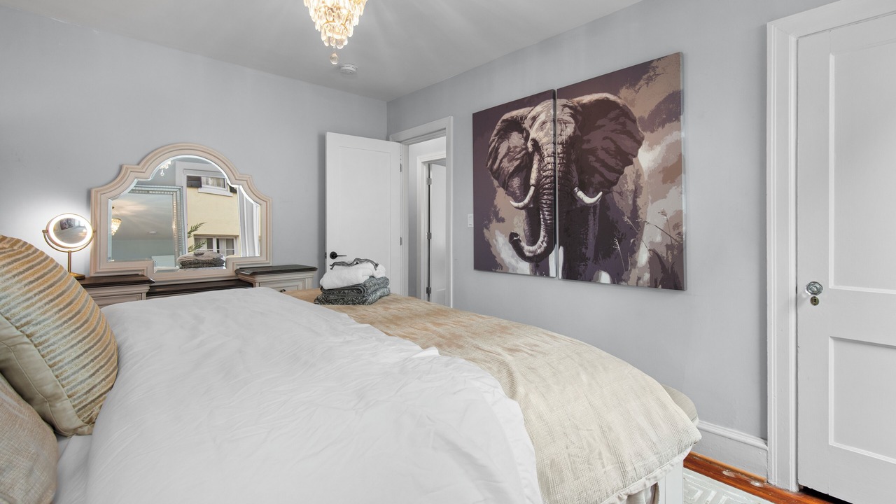 Photo of Bedroom in Northwest