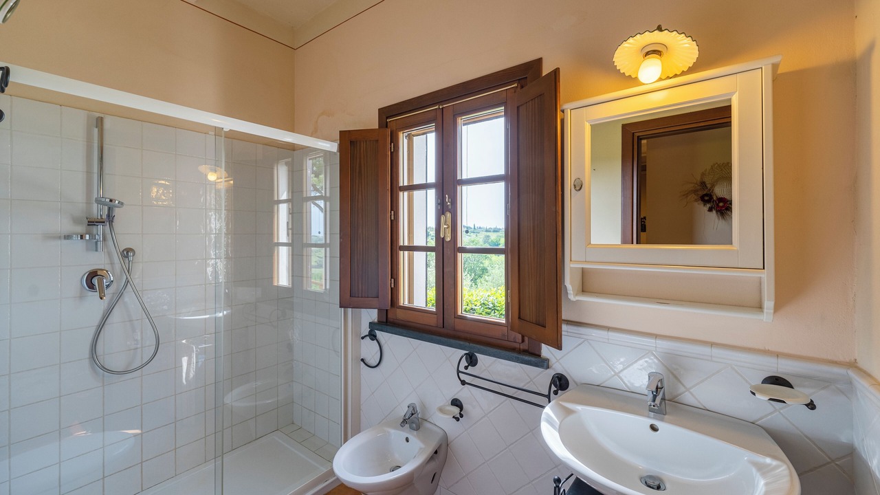 Photo of Bathroom in Morrona