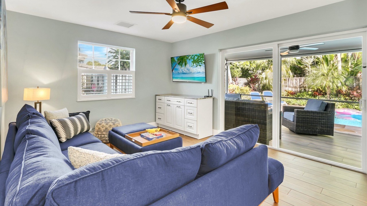 Photo of Bedroom in Coral Ridge Isles