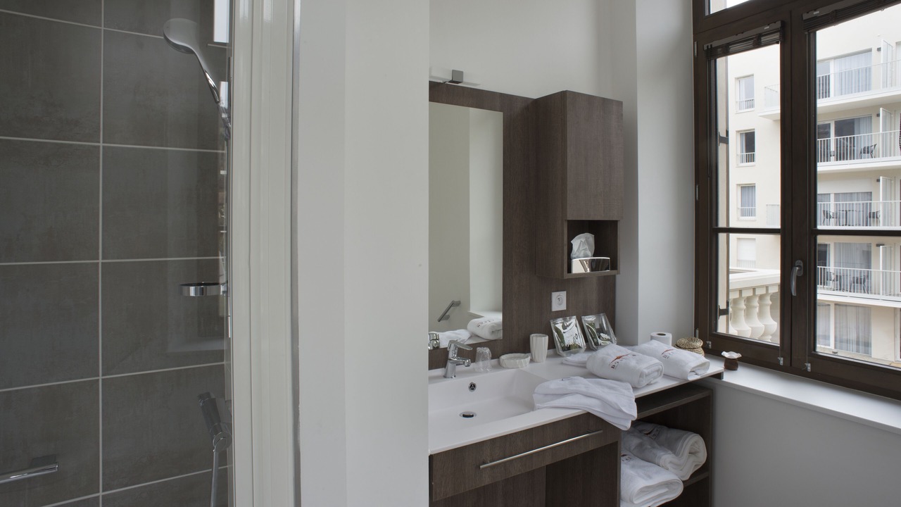 Photo of Bathroom in Albertville