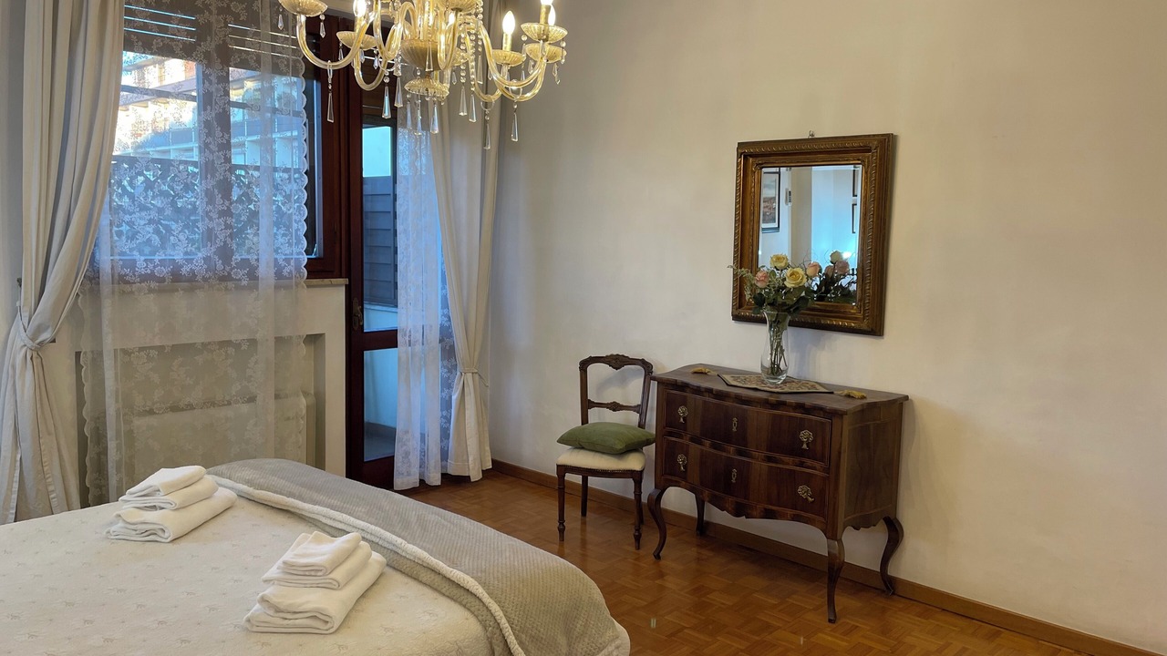 Photo of Bedroom in Lungarno del Tempio