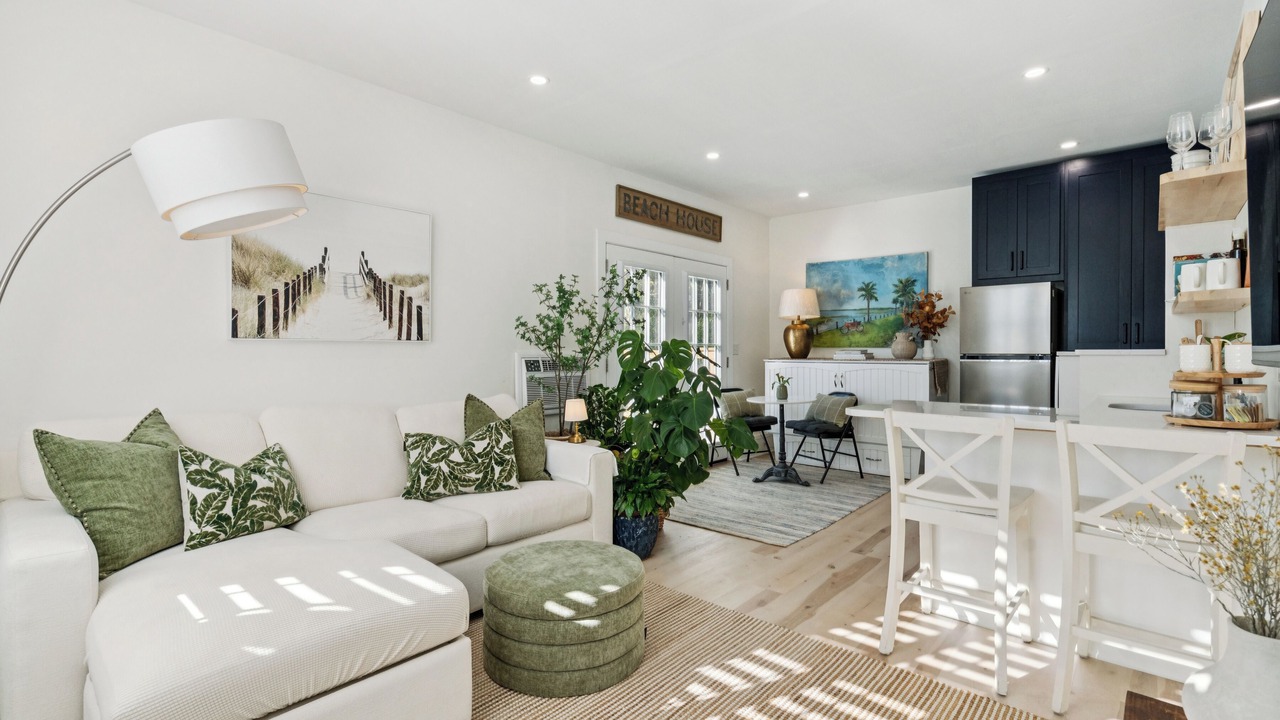 Photo of Livingroom in Mount Pleasant