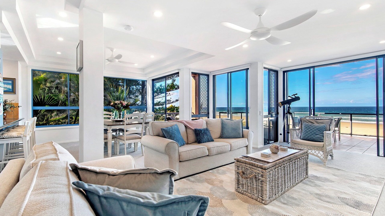 Photo of Livingroom in Mermaid Beach