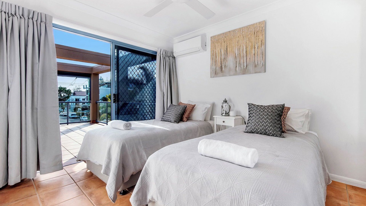 Photo of Bedroom in Mermaid Beach