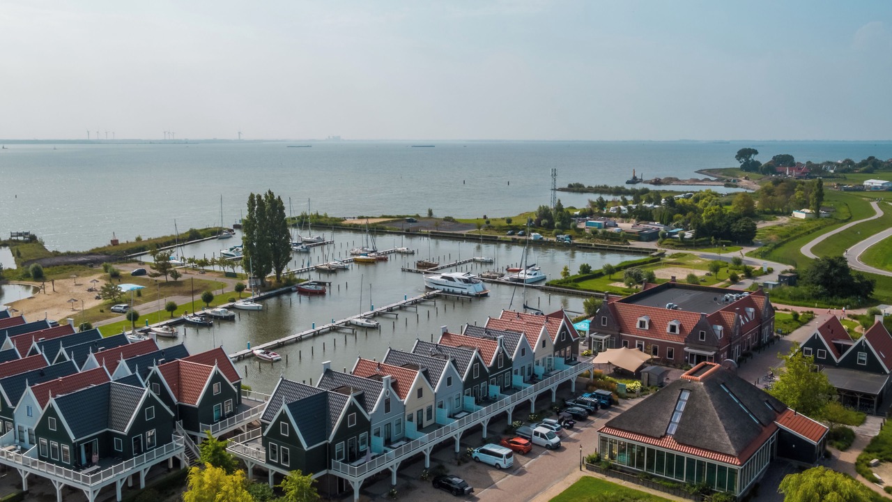 Photo of Others in Uitdam