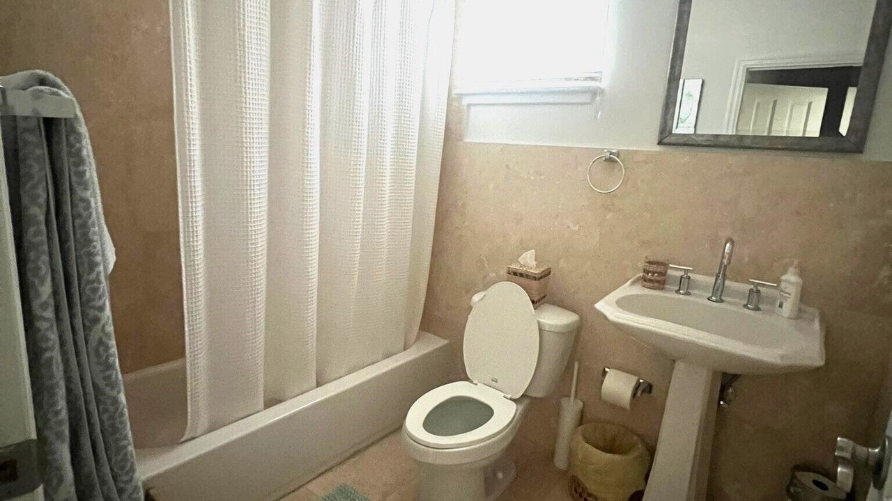 Photo of Bathroom in Palm Cay