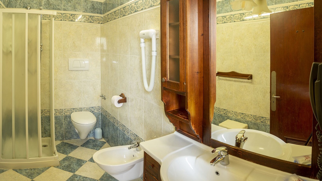 Photo of Bathroom in Guardistallo