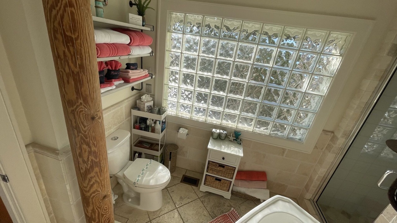 Photo of Bathroom in New Smyrna Beach