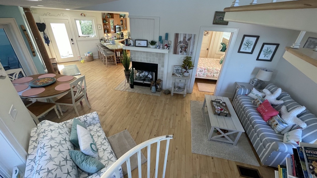 Photo of Livingroom in New Smyrna Beach