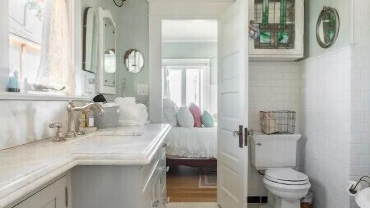 Photo of Bathroom in Lower Riviera