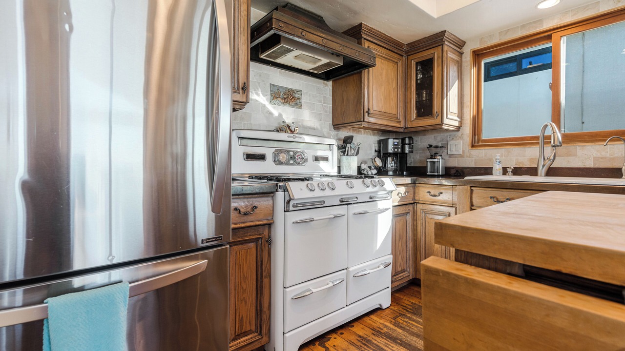 Photo of Kitchen in Silver Strand