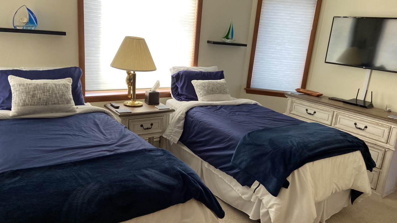 Photo of Bedroom in Baileys Harbor